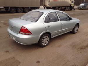 Nissan Almera